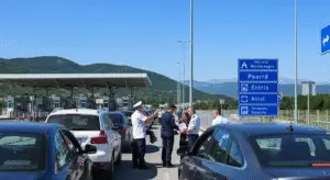 Czy do Czarnogóry potrzebny jest paszport? Zasady przekroczenia granicy dla Polaków